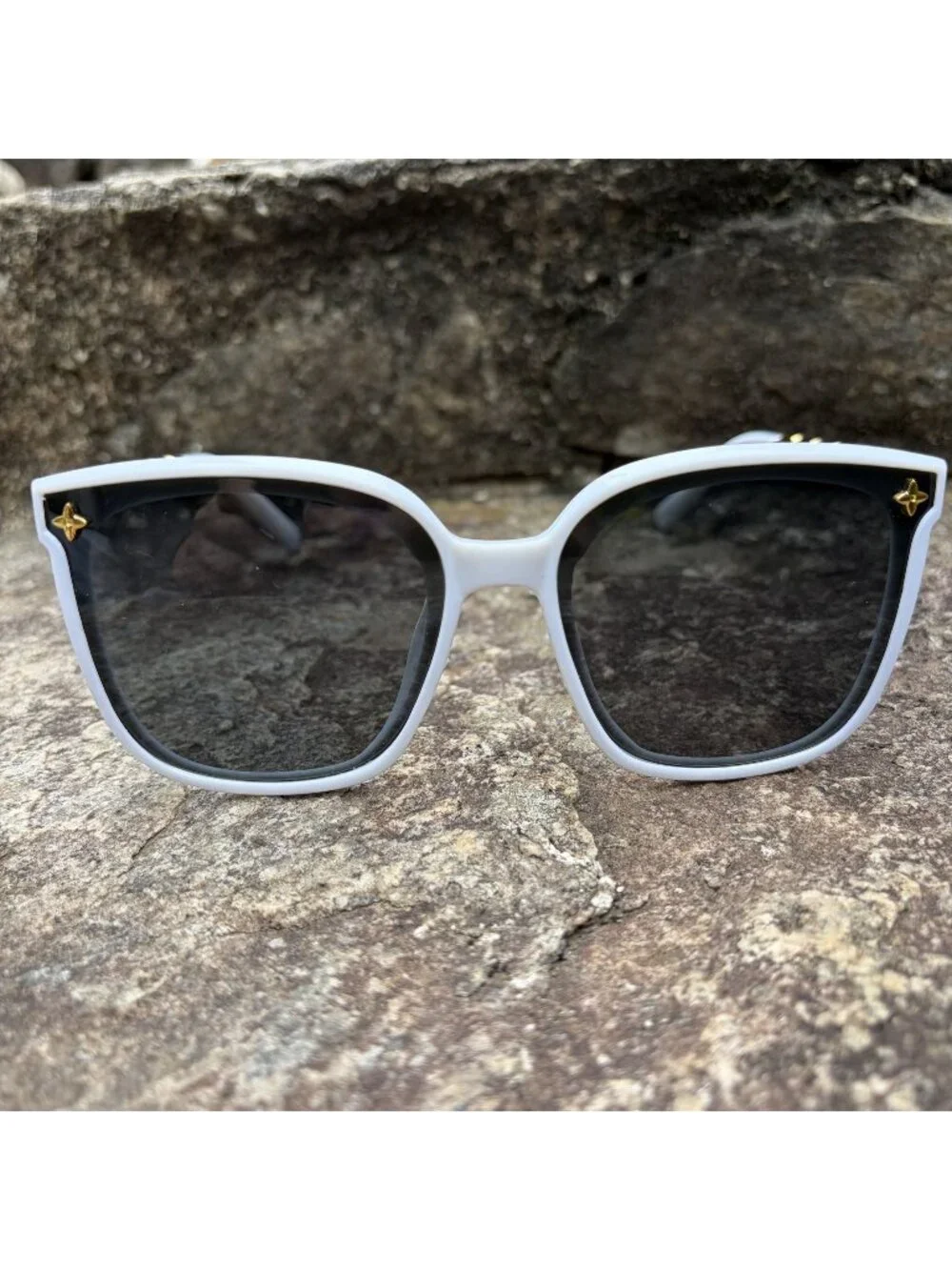 Oversized White Square Chain Link Sunglasses Gold Star Retro Shades Festival Y2K